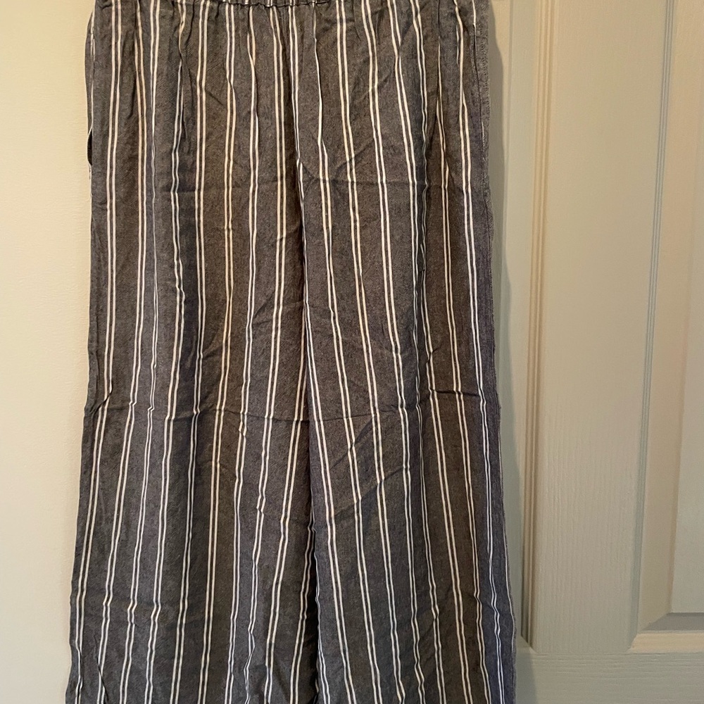 Nordstrom Treasure and Bond kids girls gray striped flowy pants size L 10-12